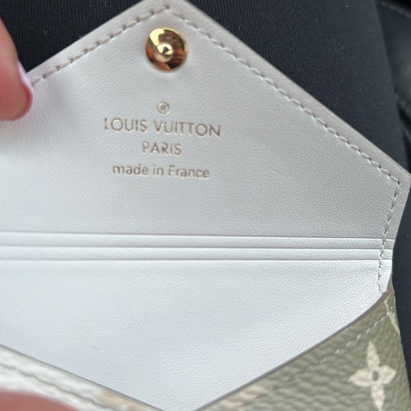 Louis Vuitton Spring in the City Sunset Khaki pouch - Picture 2 of 5